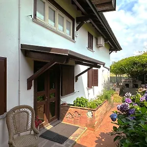 Musicians Mansion Loft , Fino Mornasco Italy